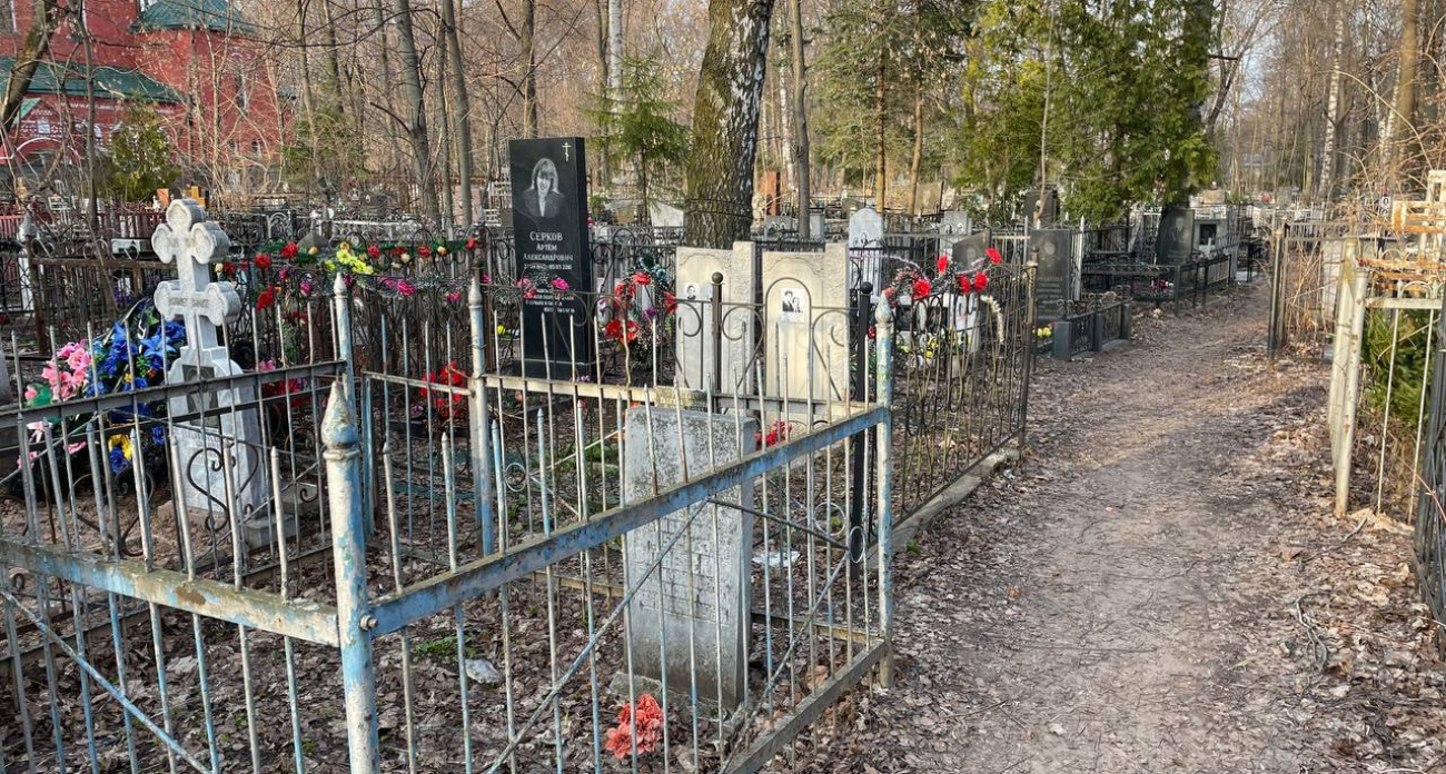 В Дзержинске перенесут более 40 могил, чтобы на месте кладбища воздвигать новостройки