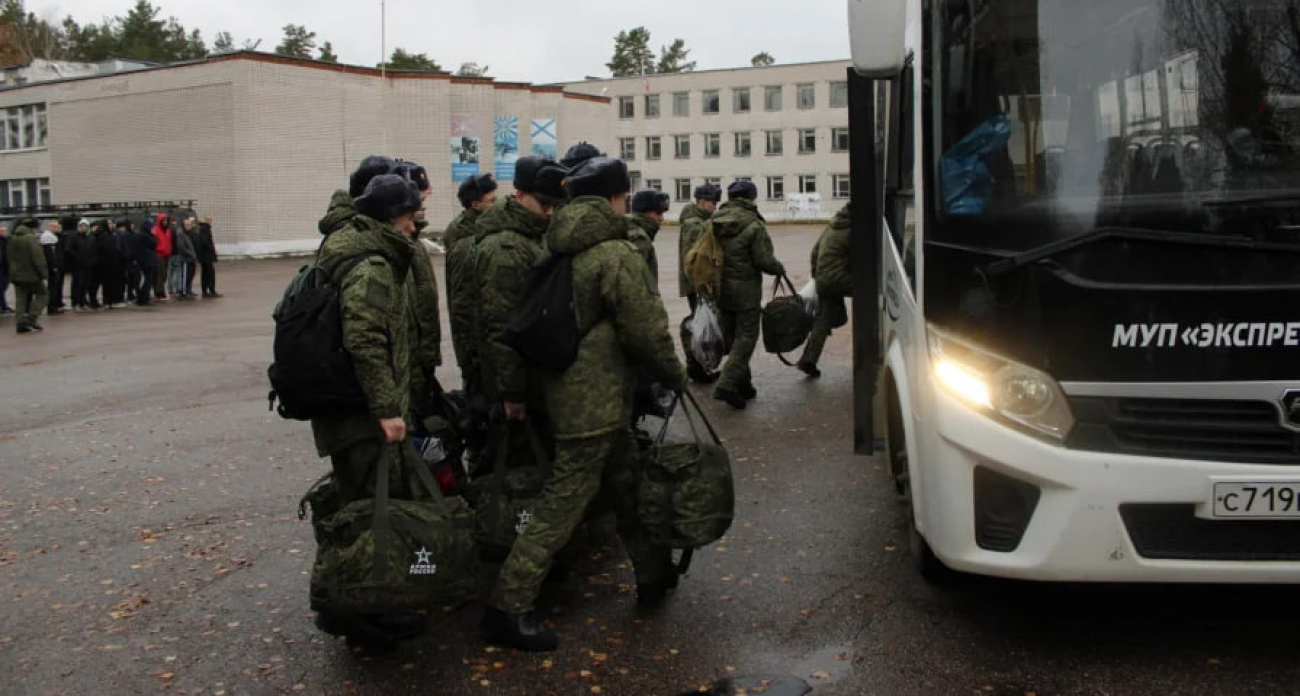 Первые 50 призывников из Нижегородской области отправились на службу