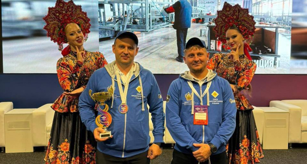Нижегородские водители общественного транспорта получили медали на конкурсе в Сочи