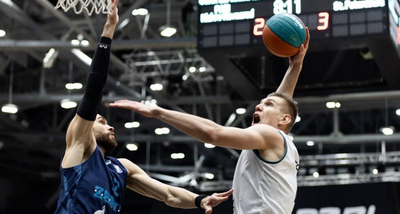 Питерский "Зенит" разгромил БК " Пари Нижний Новгород" в матче Единой лиги ВТБ