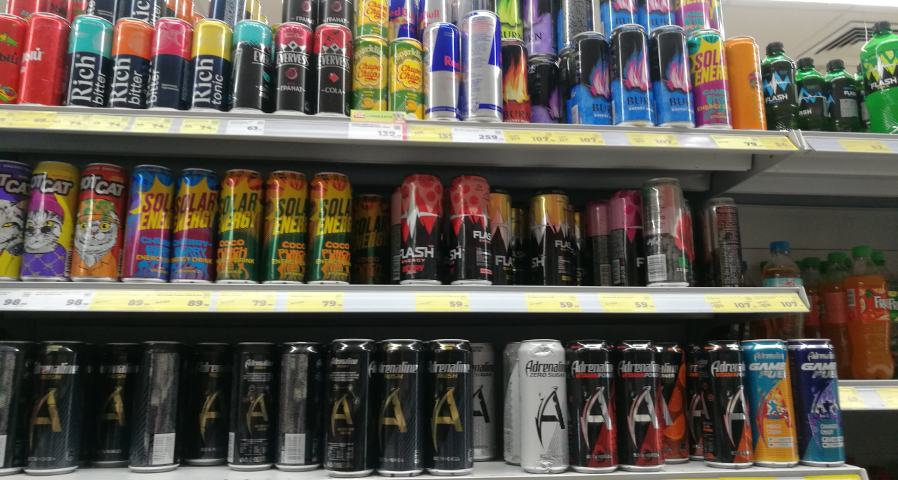 В Нижегородской области изменили правила продажи энергетических напитков