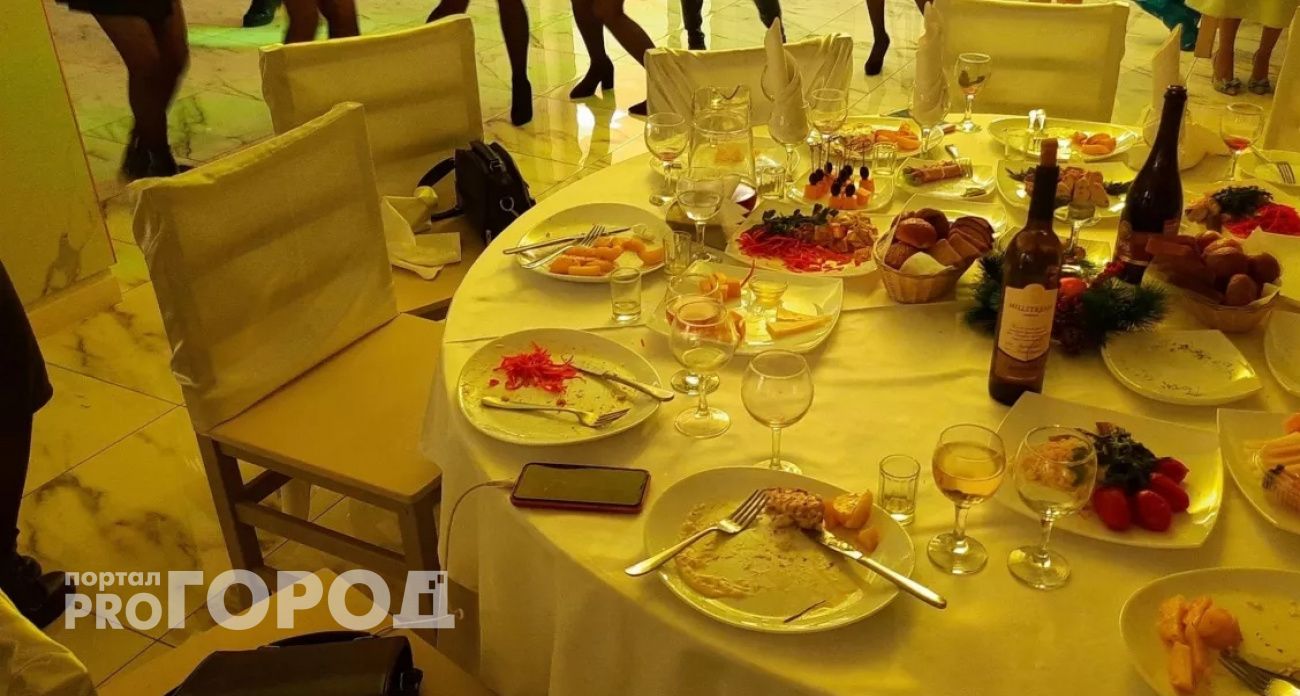 Как задобрить Красную Огненную Лошадь и разбогатеть: что нужно поставить на новогодний стол в 2026 году