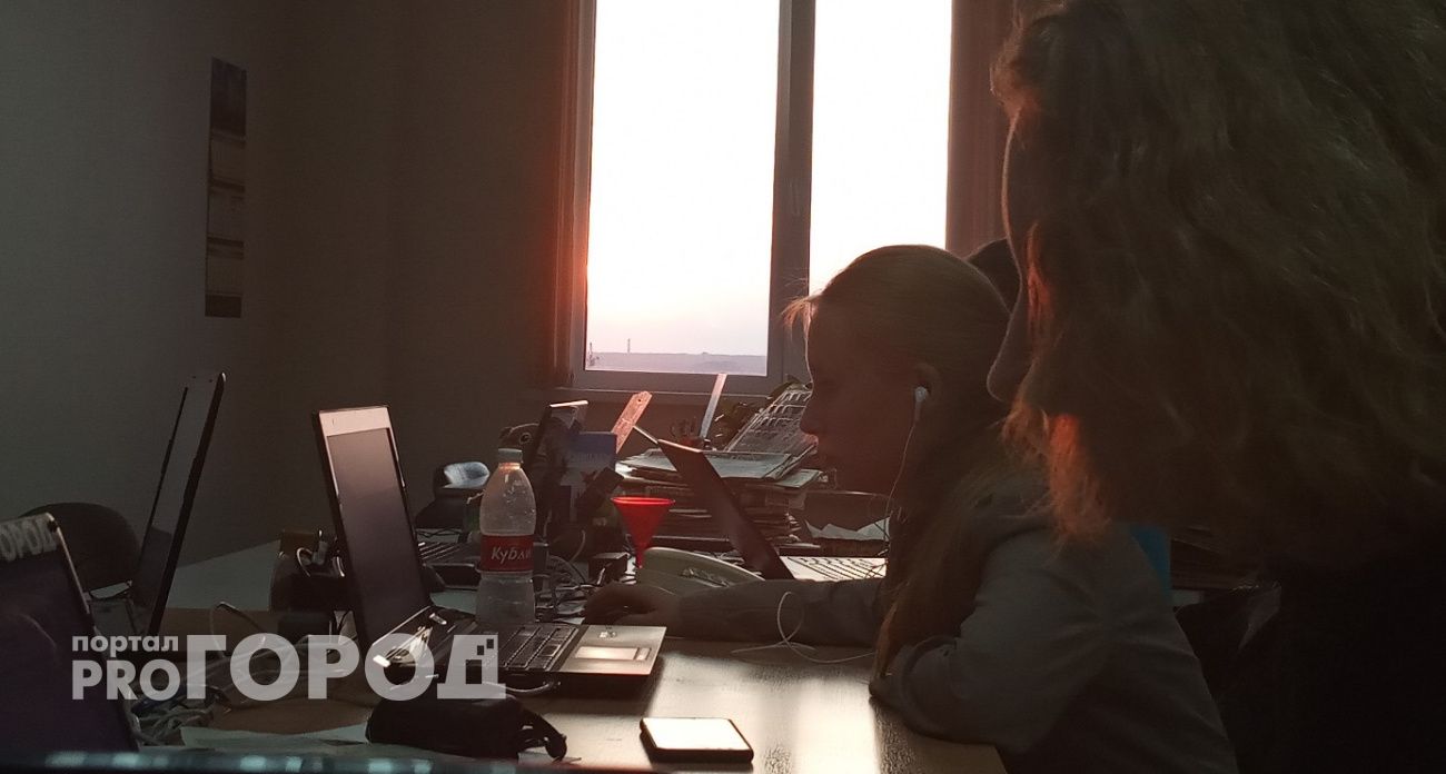 Названы профессии, где зарплаты работников выросли больше всего за год