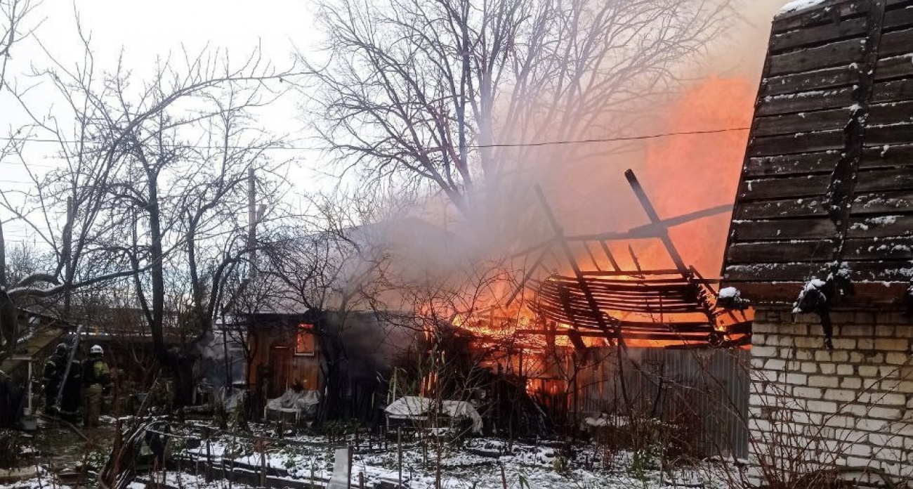 Яркое пламя на фоне белого снега вспыхнуло в Нижнем Новгороде и сожгло все на своем пути