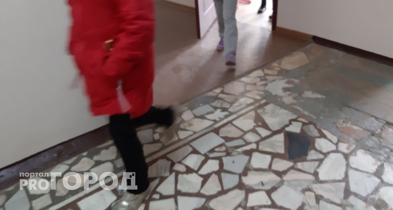 Школьники из Нижегородской области пожаловались Мизулиной на то, что не могут сходить на переменах в туалет, как им советуют чиновники