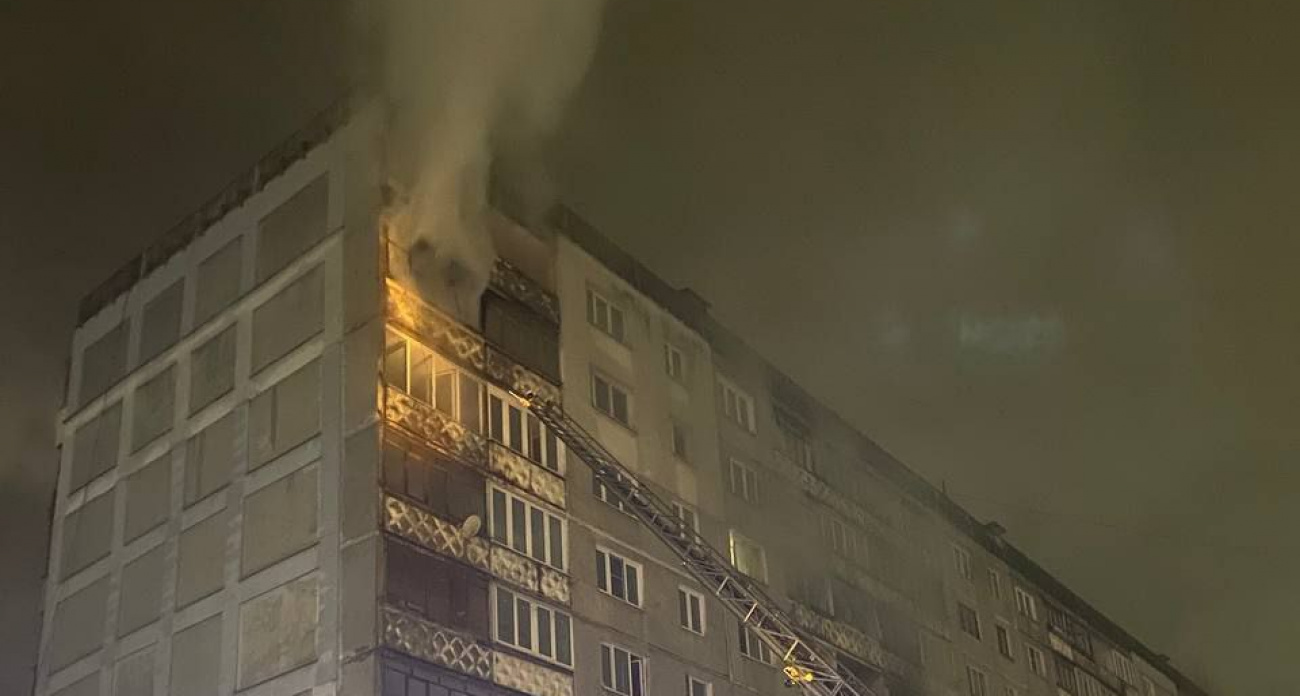 Пожар на восьмом этаже произошел в пустующем доме в Нижнем Новгороде