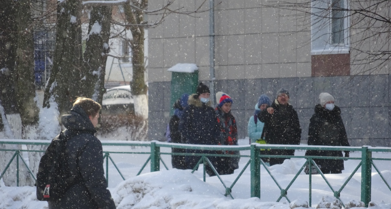 Не рассказывайте этого о себе никогда: психолог объяснил, почему люди перестают вас уважать