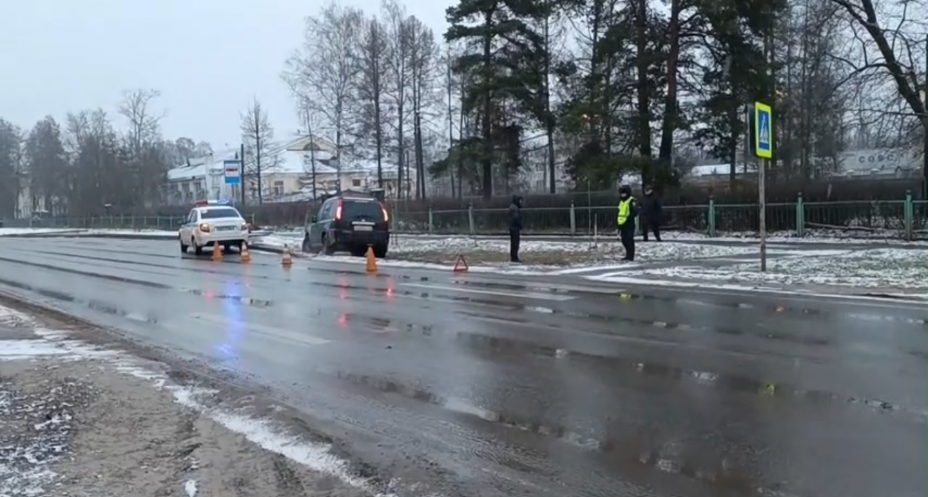 Двое подростков попали под Машины в Балахне и Дзержинске