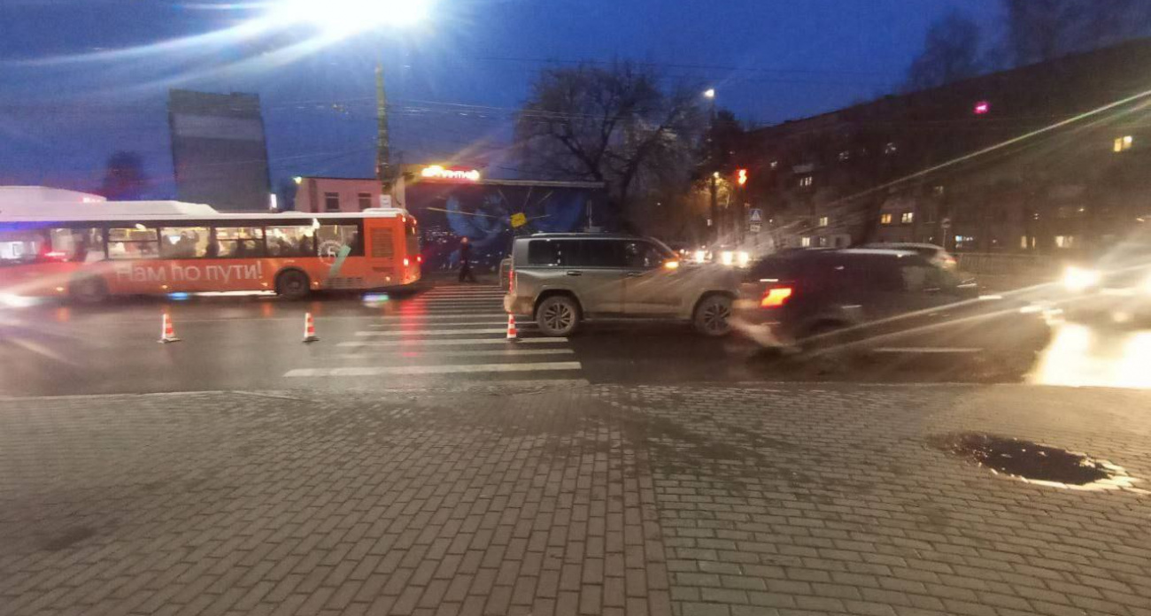 В Нижнем Новгороде иномарка сбила школьницу на пешеходном переходе