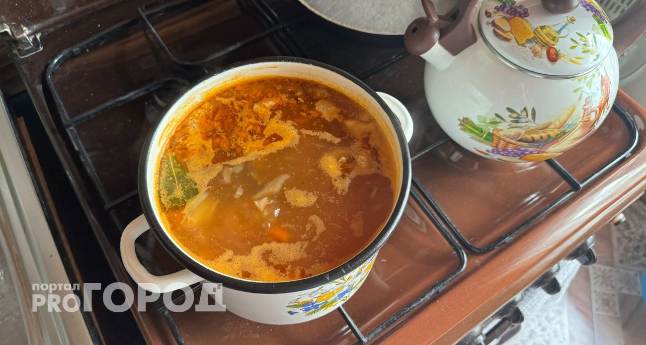 Что добавить в щи первым - капусту или картошку: эта ошибка испортит вкус