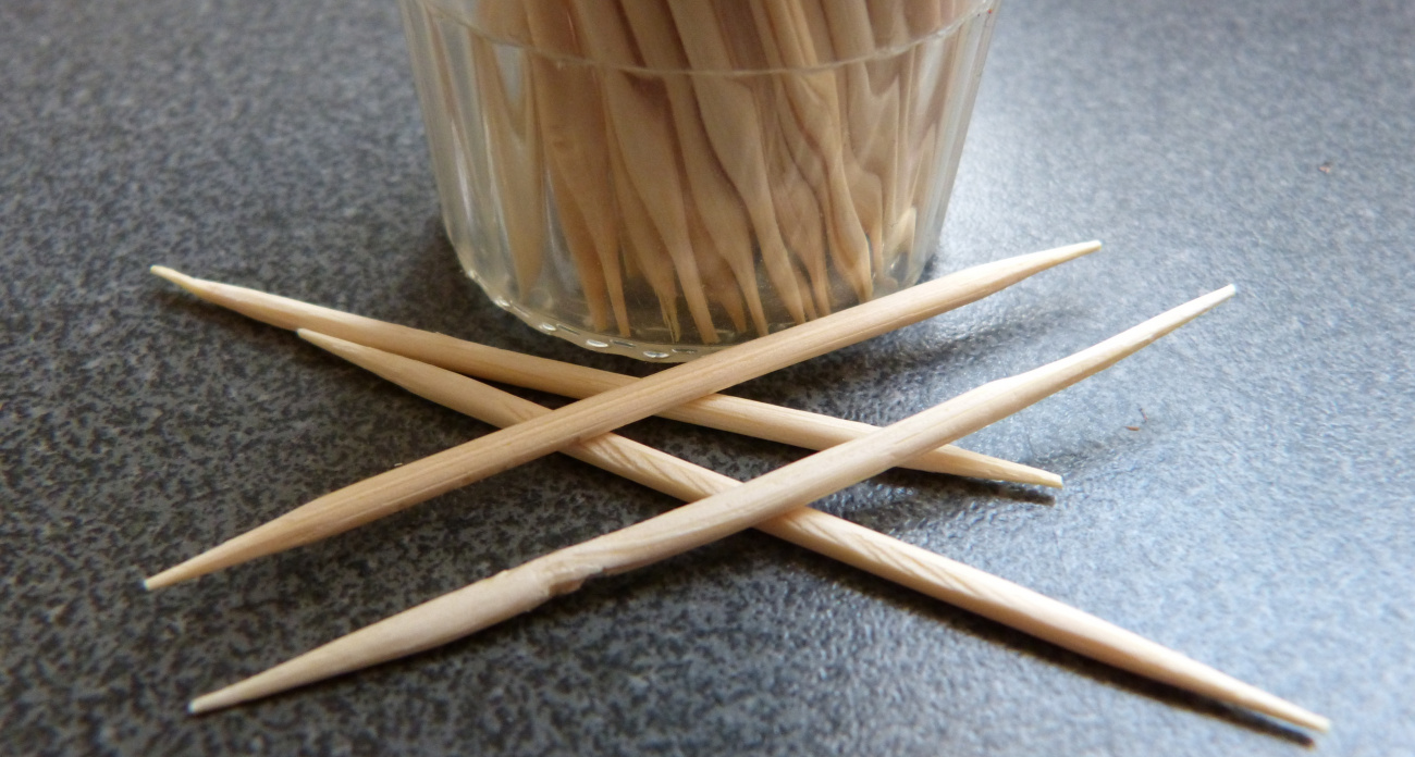 Такого никто не ожидал: реаниматолог раскрыл большую опасность от зубочисток