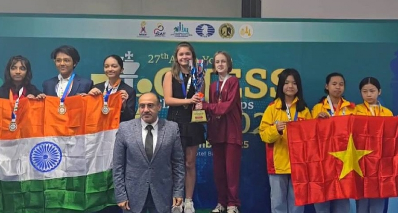 Юные нижегородские шахматисты вернулись с медалями из Бангкока