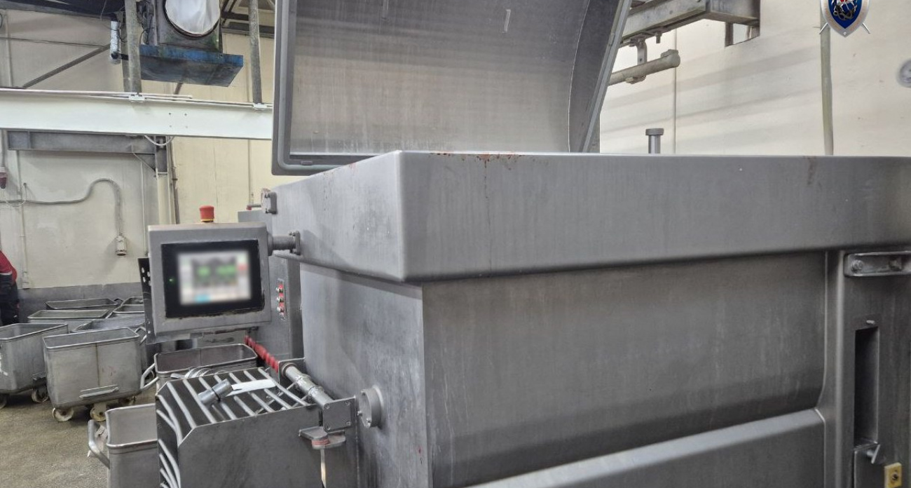 В Нижнем Новгороде рабочий получил смертельные раны от станка перерабатывающего мясо