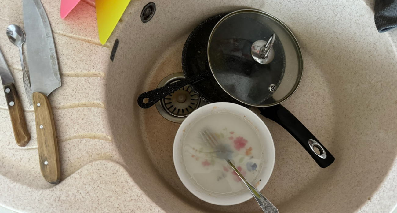 Посуда сверкает как алмаз - ресторанный секрет, как отмыть жирные сковородки без химии