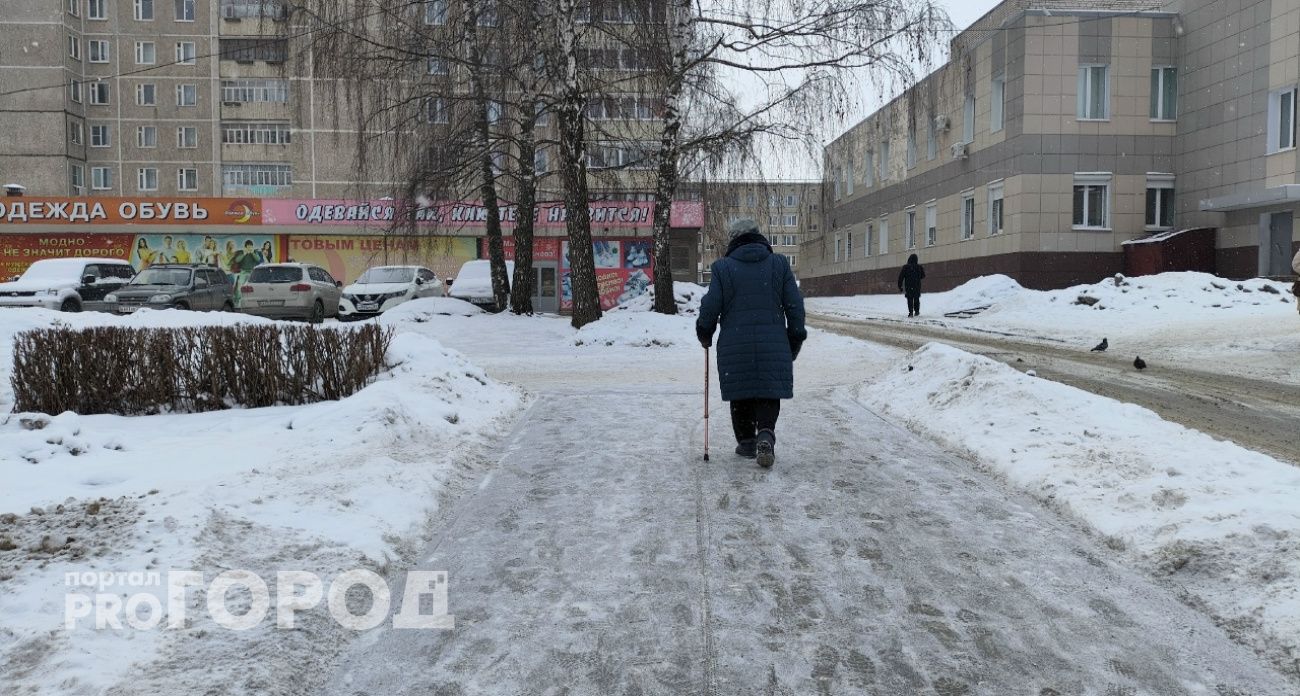 Тревожный звонок убедил пожилую нижегородку расстаться с 340 тысячами рублей