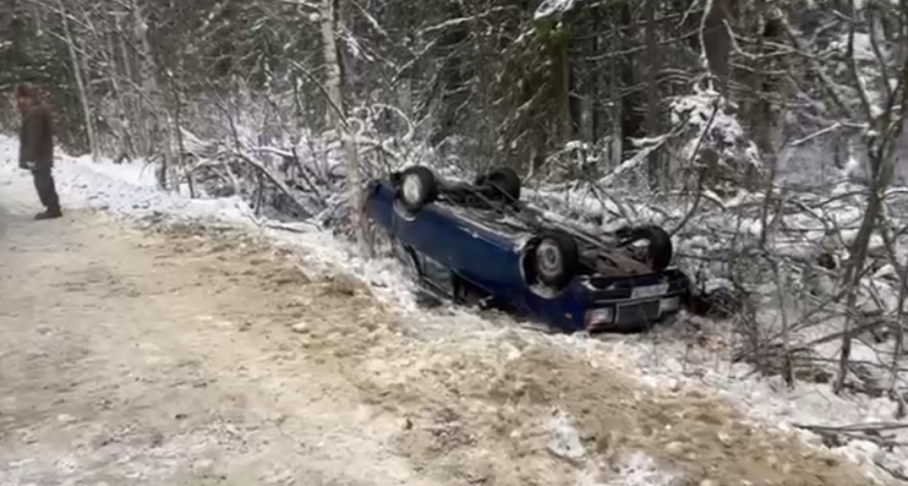 Легковушка опрокинулась в кювет в Дивеевском районе