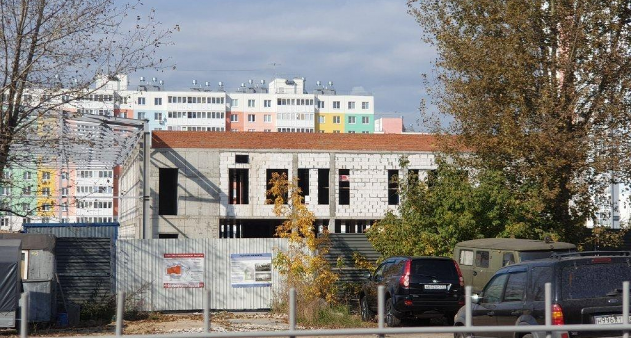 ФОК за миллиард рублей в Нижнем Новгороде застрял на 23% готовности