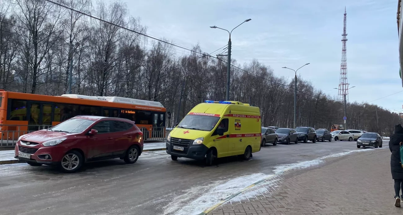 Запрет звонков в скорую и карантин в районах: главные новости за 28 декабря в Нижнем Новгороде