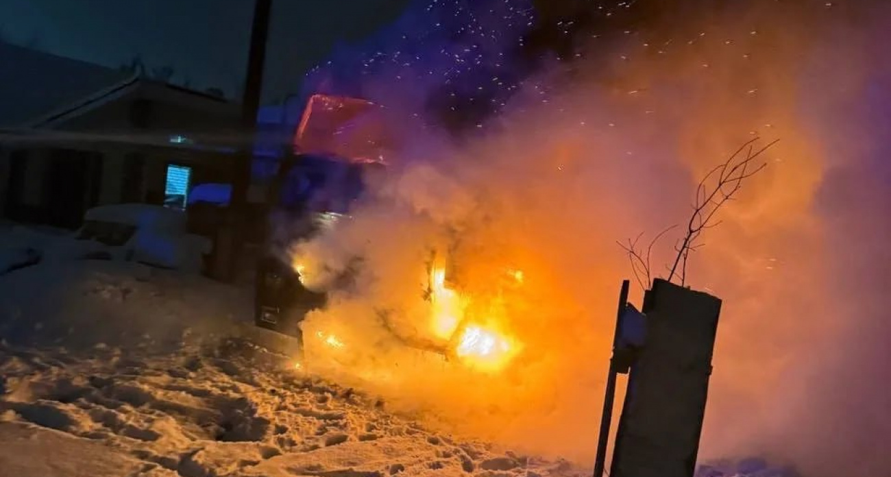 В поселке под Выксой водитель грузовика погиб из-за загоревшегося авто