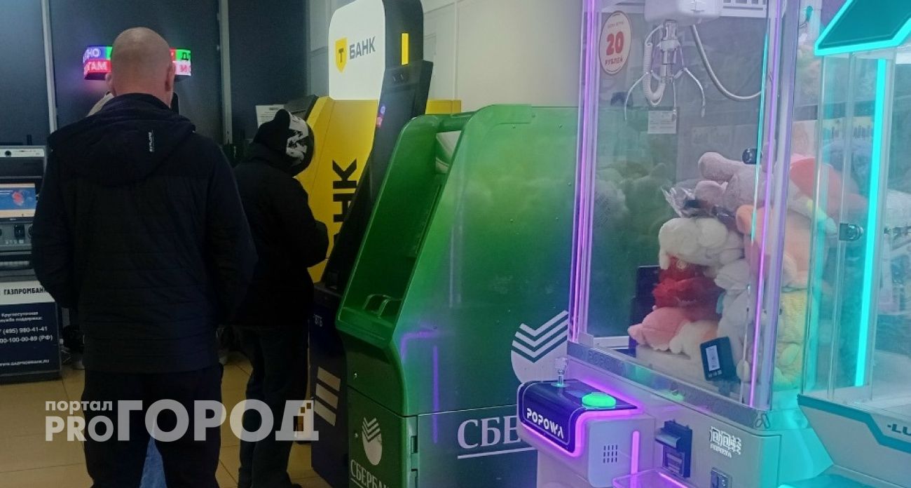 Путин подписал закон, ограничивающий количество микрозаймов