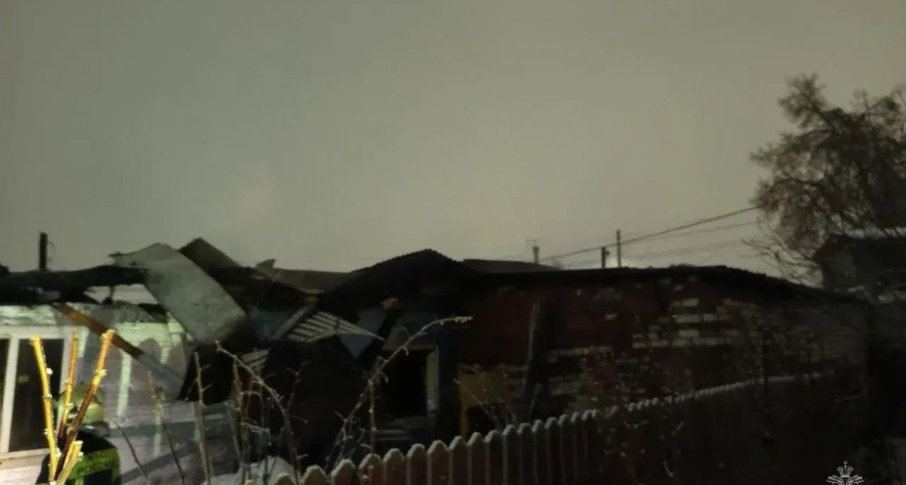 Два ночных пожара в Нижнем Новгороде: МЧС ликвидировало возгорания в Сормовском и Советском районах