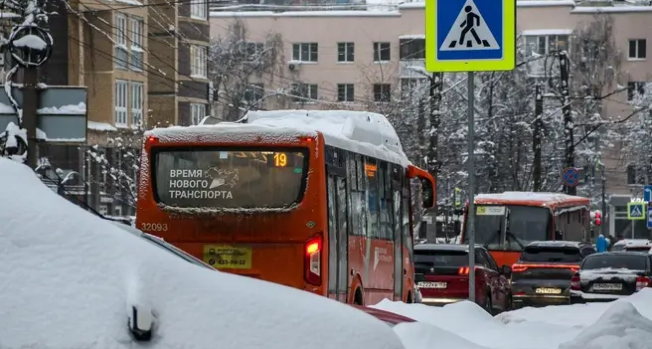 Нижний Новгород переходит на безналичный транспорт: карты появятся в супермаркетах