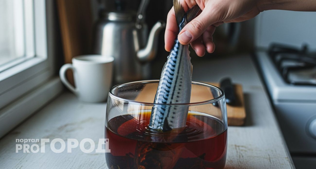 Окунаю скумбрию в чай – и через 3 дня готова вкуснейшая копчёная рыба, как из коптильни