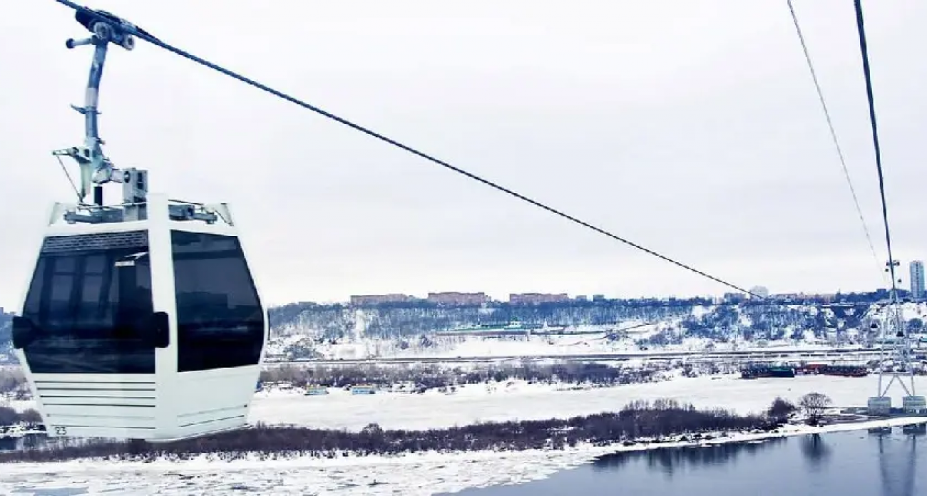 Французско-китайский конфликт технологий оставил нижегородцев мерзнуть в кабинах канатки