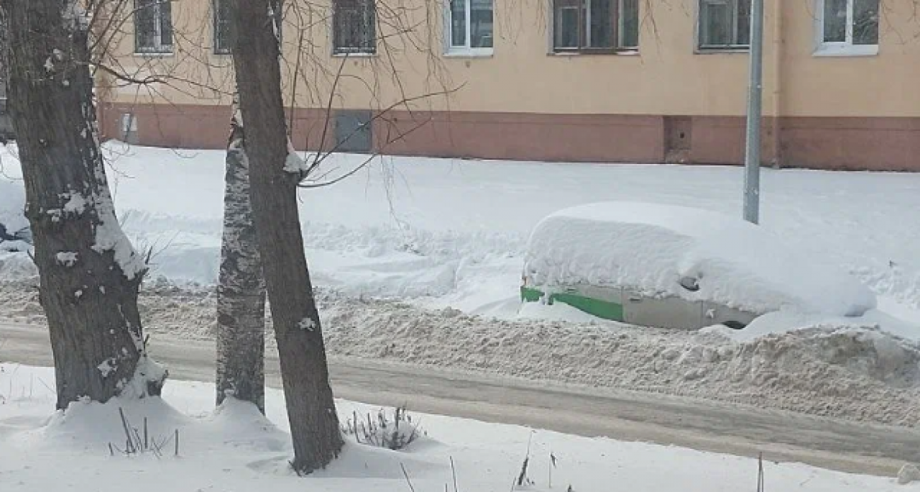 Стихия надвигается: Нижний Новгород мобилизует силы против 70-сантиметрового снегопада, грозящего городу 4 дня подряд