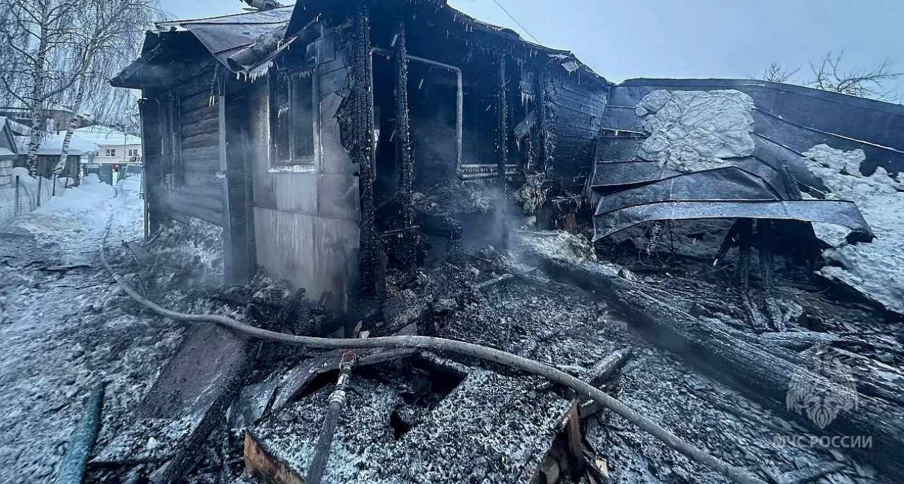 Пожар унес жизни трех жителей Сосновского района