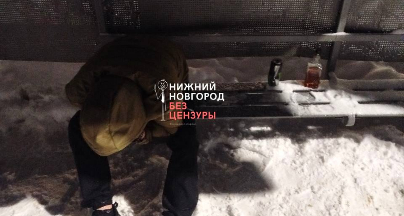 Спасатели услышали крики и нашли в сугробе замерзающего нижегородца