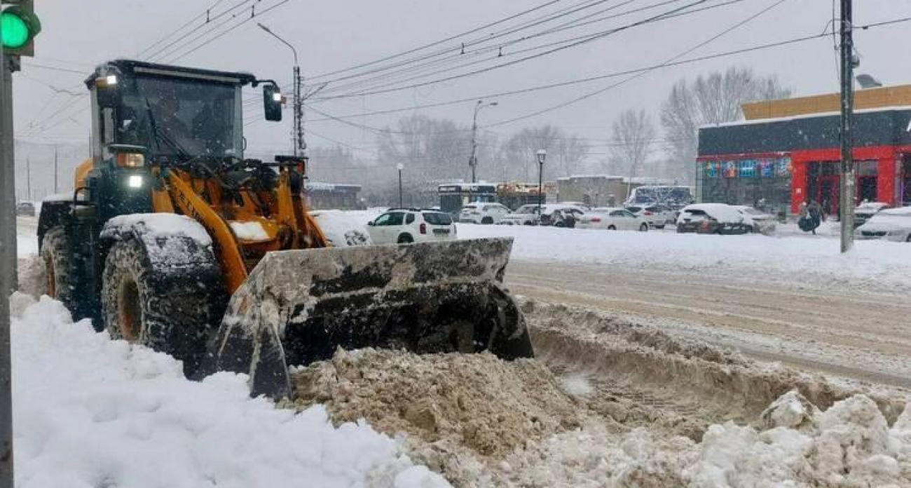 619 специалистов и 326 единиц техники: как энергетики защитят Нижний Новгород от снежного шторма с ветром до 17 м/с