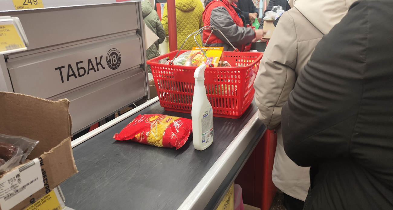 Наличные деньги снова в моде - вот 6 причин, почему их надо вернуть в повседневные покупки: финансовые аналитики одобряют эту идею