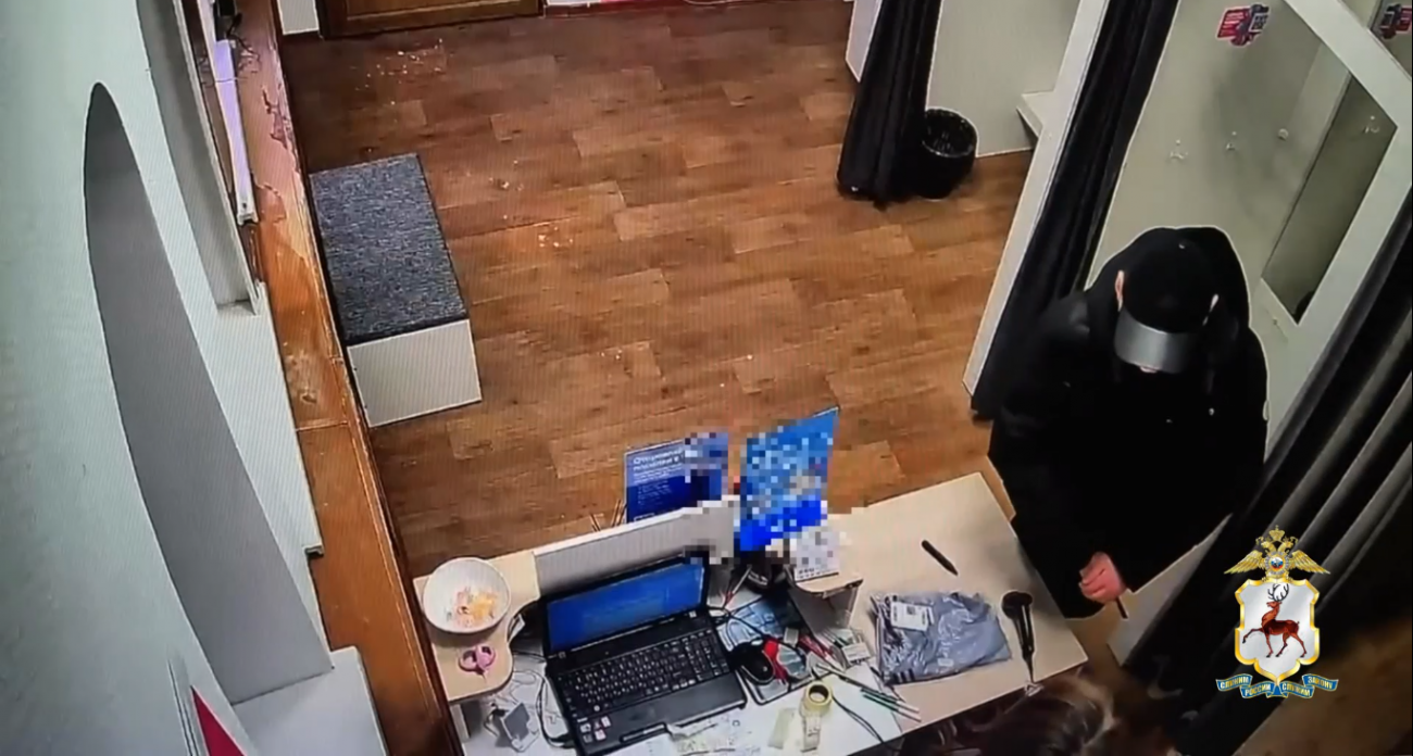 В Нижнем Новгороде задержали мужчину, который с канцелярским ножом накинулся на работницу ПВЗ