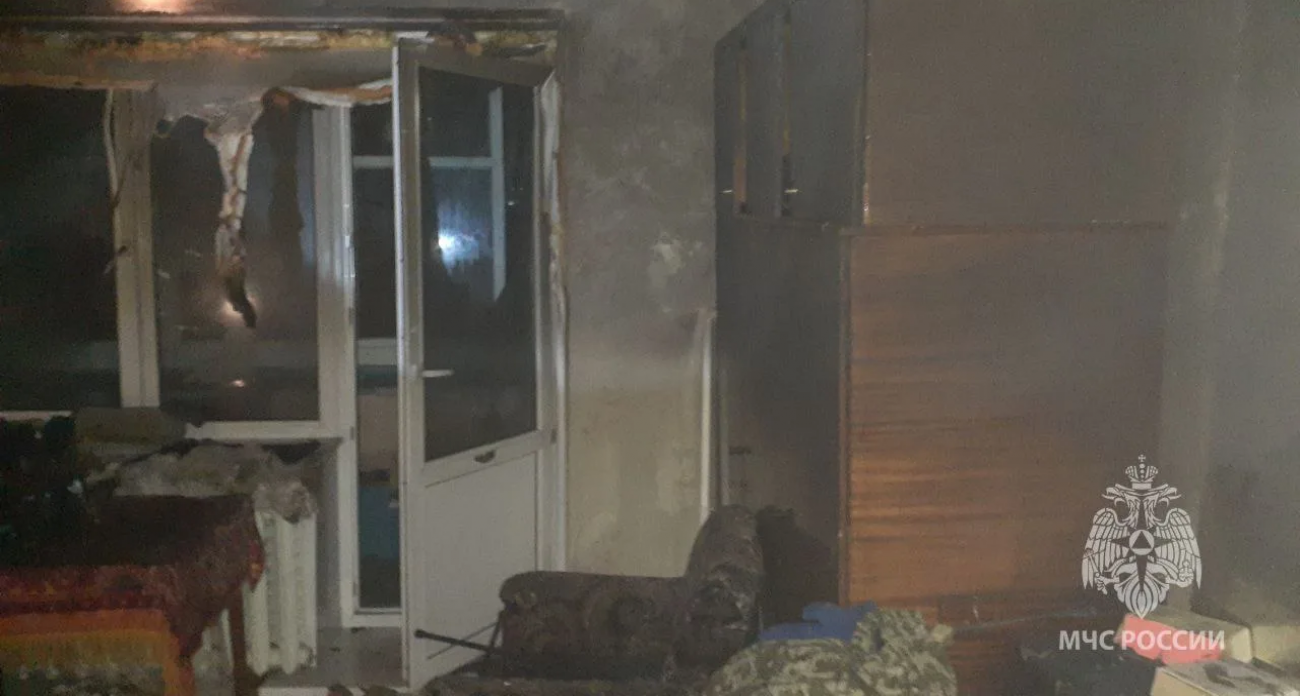 Пожар из‑за неосторожного курения произошел в многоэтажке в Тонкино