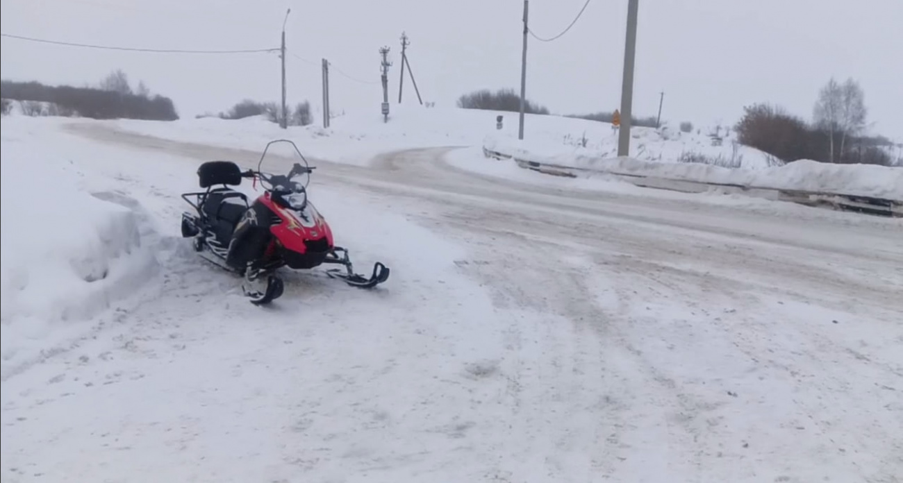 В Арзамасском районе зимний экстрим обернулся больницей для пассажира снегохода