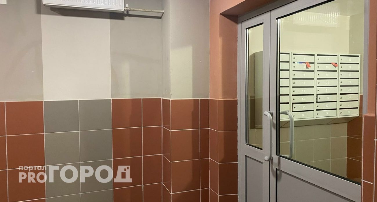 Обычный листок в подъезде может лишить УК миллиона рублей