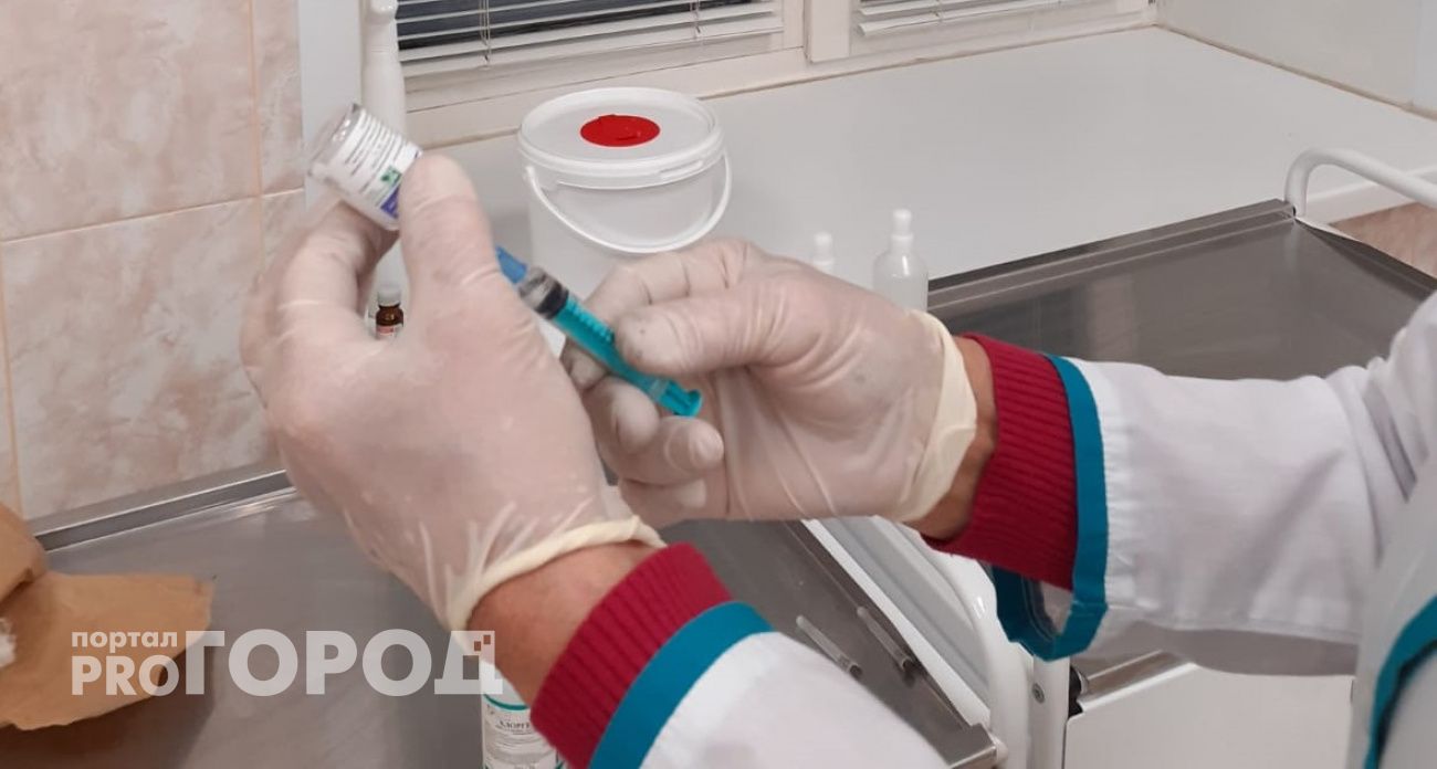 Ученые нашли в генах "кнопку", которая превращает вакцину от COVID-19 в киллера