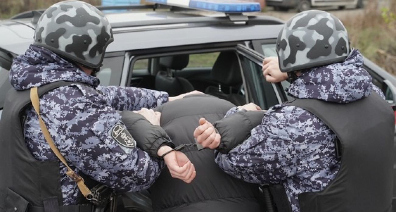 13 килограммов наркотиков изъяли из подпольной лаборатории в центре Нижнего Новгорода