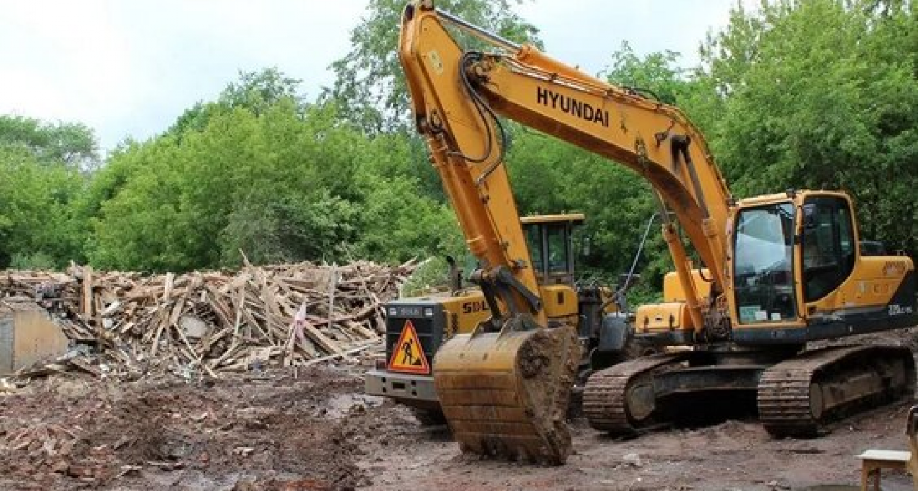 Почти 10 миллионов за снос самостроя у дома Стрегулина