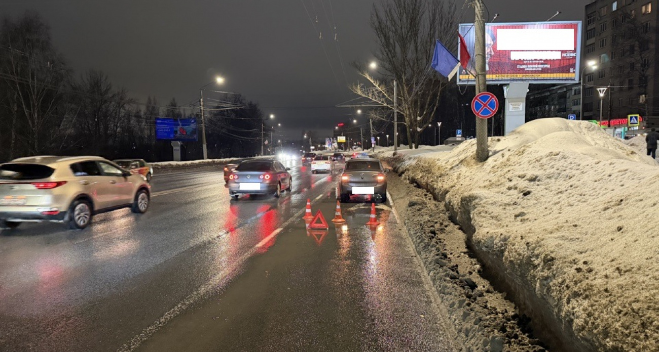 16-летняя девушка попала под колеса легковушки в Приокском районе
