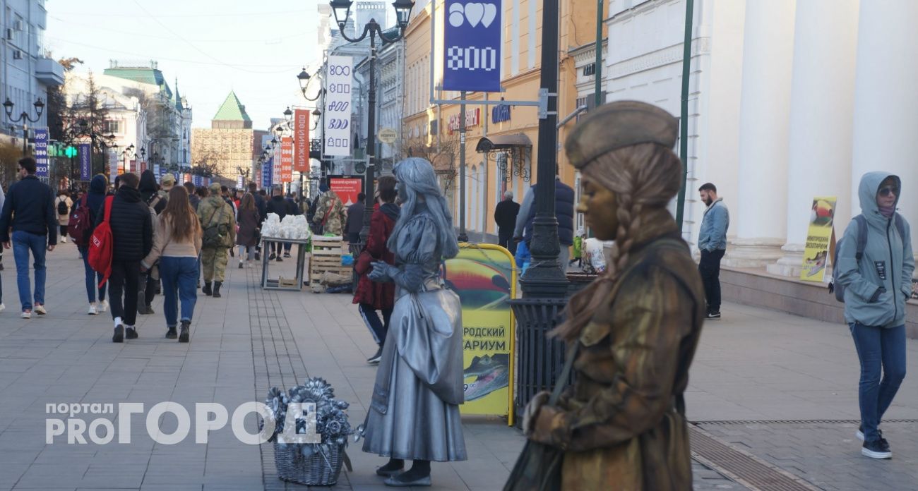 Сто нарушений за неделю выявили новые камеры на Большой Покровской