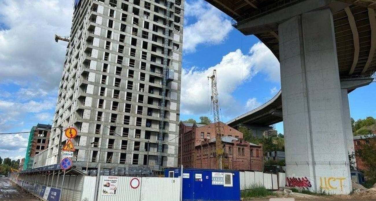 Штрафы до 40 тысяч заставили застройщиков переименовать пять ЖК