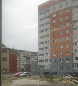Шестилетний мальчик выпал с балкона многоэтажки в Дзержинске