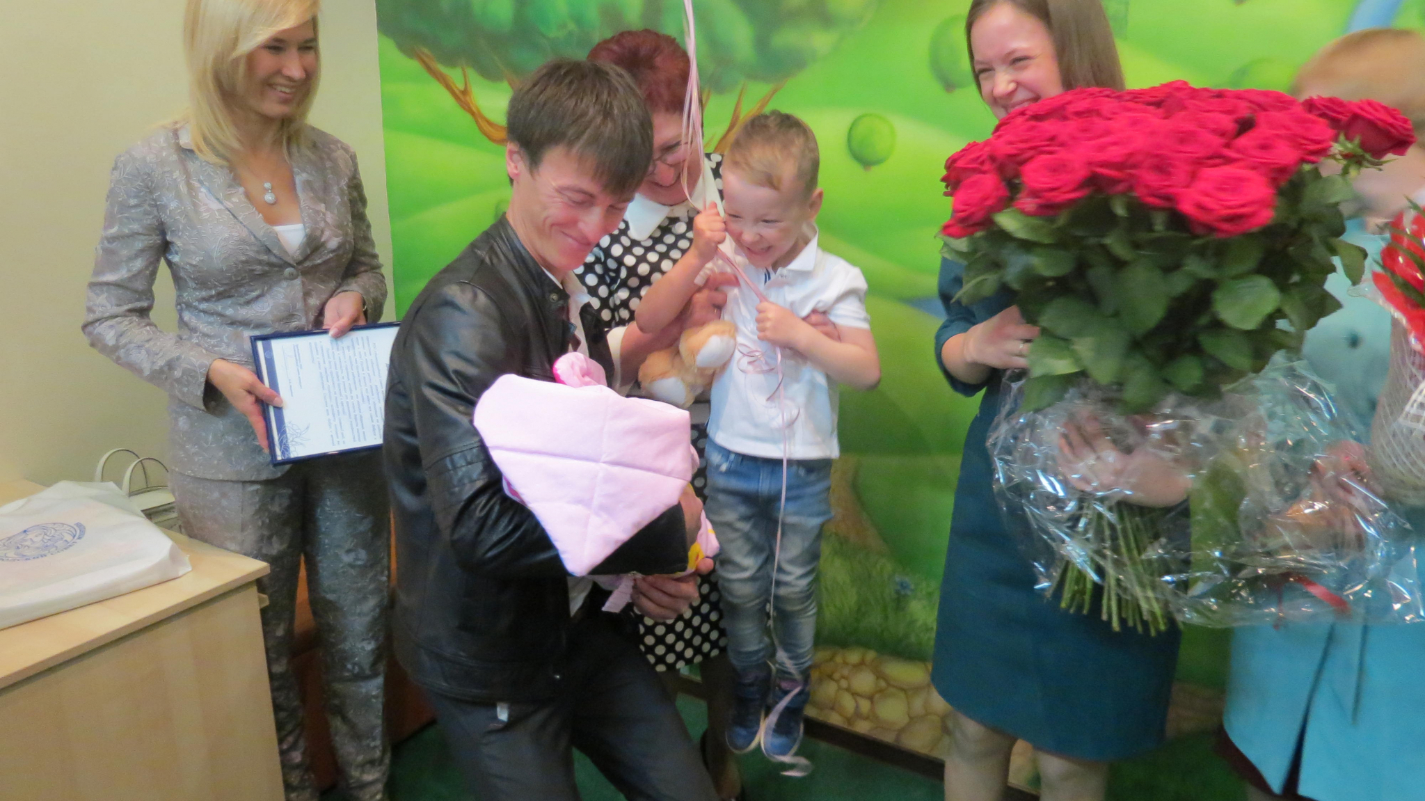 Отец новорожденной нижегородки: "Сегодня моя дочь стала звездой"