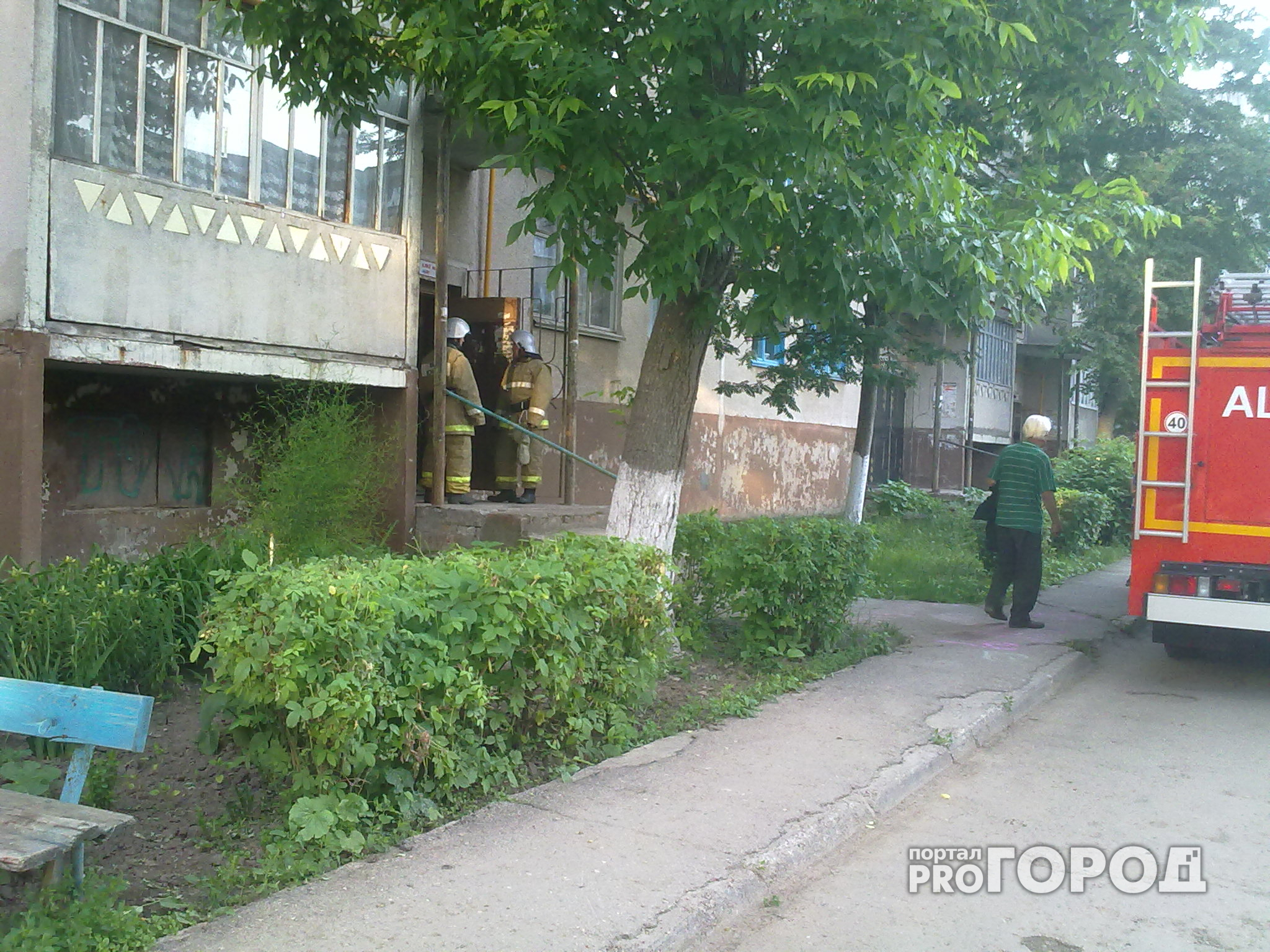 18 жителей нижегородской пятиэтажки экстренно эвакуировали среди ночи