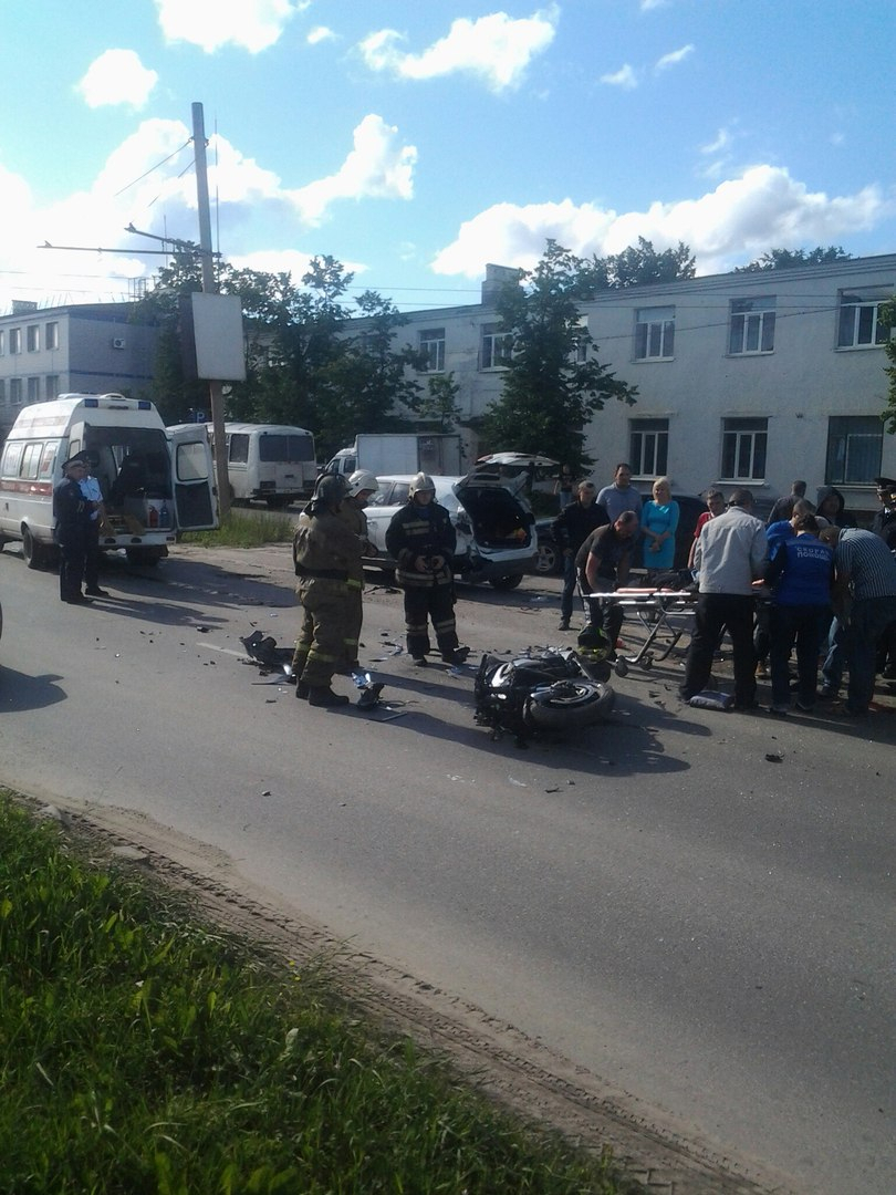 В Дзержинске произошло загадочное ДТП с мотоциклистом