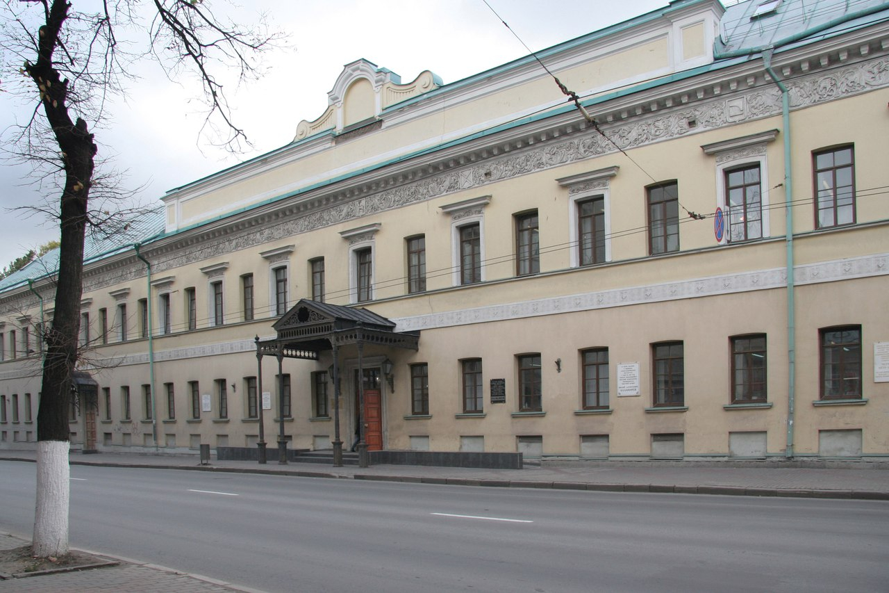 На реставрацию зала нижегородской библиотеки потратят более миллиона рублей