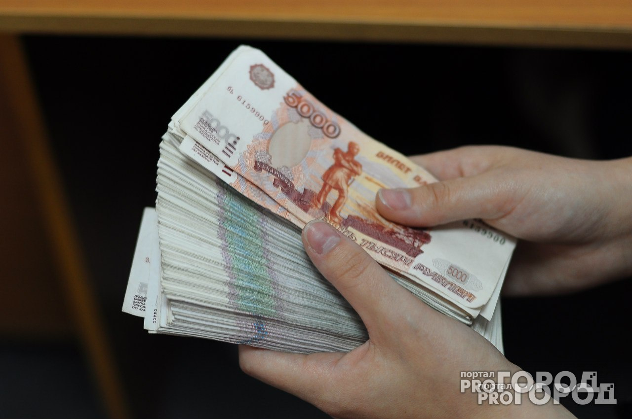 Россиянам разрешат получать зарплату в иностранной валюте