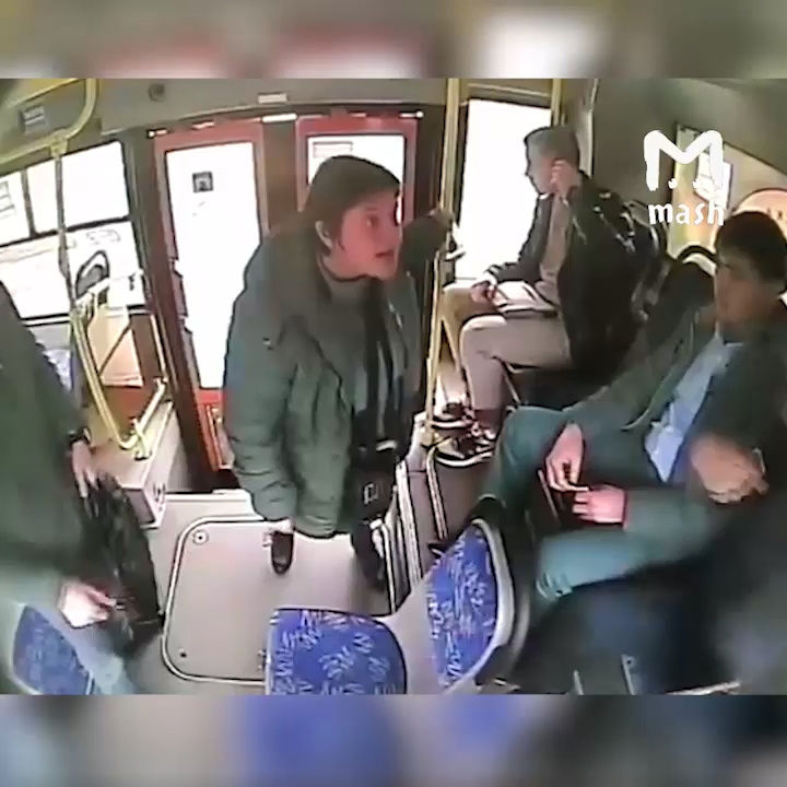 В Нижнем Новгороде кондуктор выгнала студентов-казахов из автобуса из-за национальности